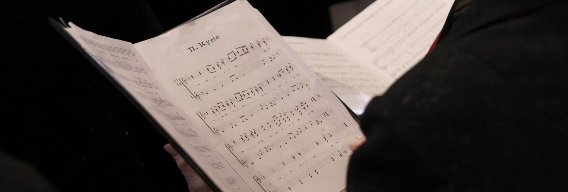 Chormappen in der Probe (Foto: Jens P. Raak, pixabay.com)